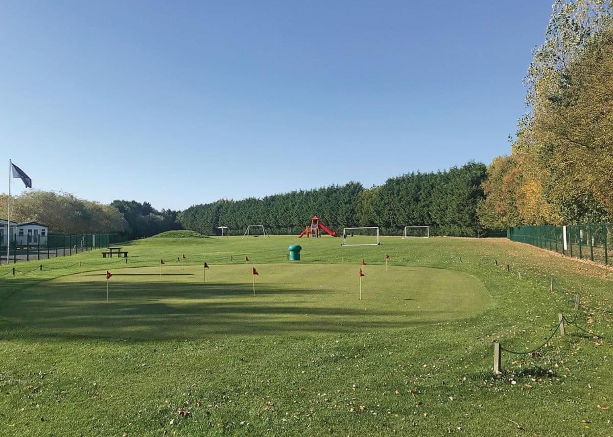 Woodthorpe Leisure Park Hotel Strubby Exterior photo